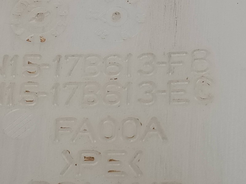 Recambio de deposito limpia para ford ecosport (cr6) referencia OEM IAM GN15178613FB BV6117K624BC BOMBA LIMPIA