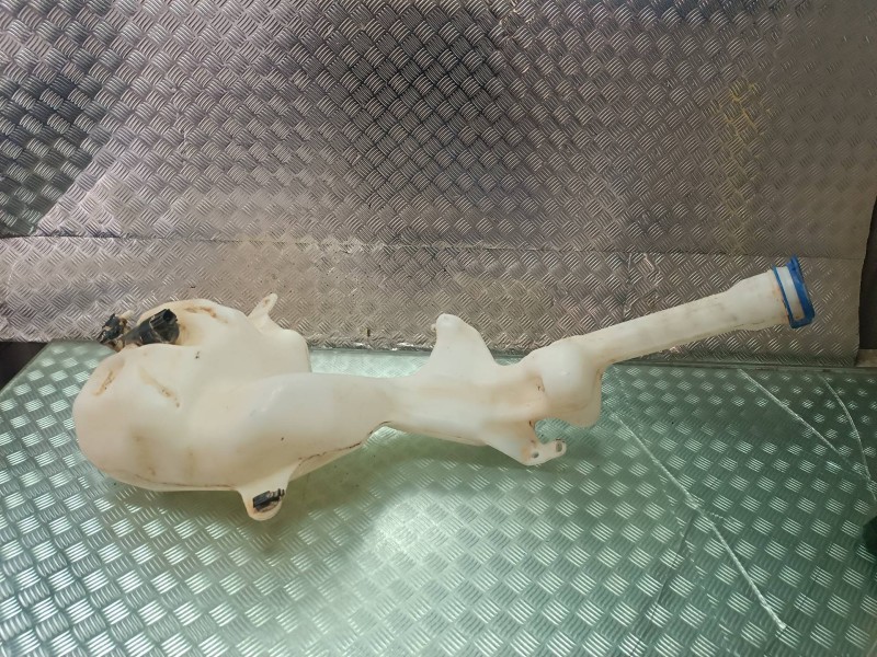 Recambio de deposito limpia para ford ecosport (cr6) referencia OEM IAM GN15178613FB BV6117K624BC BOMBA LIMPIA