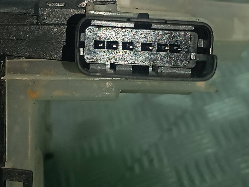 Recambio de cerradura puerta delantera izquierda para opel mokka referencia OEM IAM 444423 1A006440 2462M1511