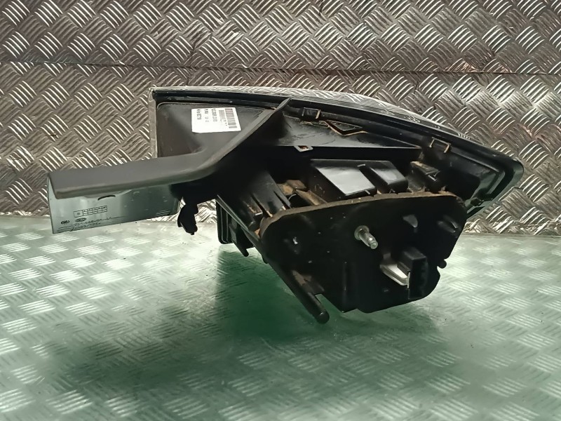 Recambio de piloto trasero izquierdo para opel mokka referencia OEM IAM 9833721880 24146801L1 