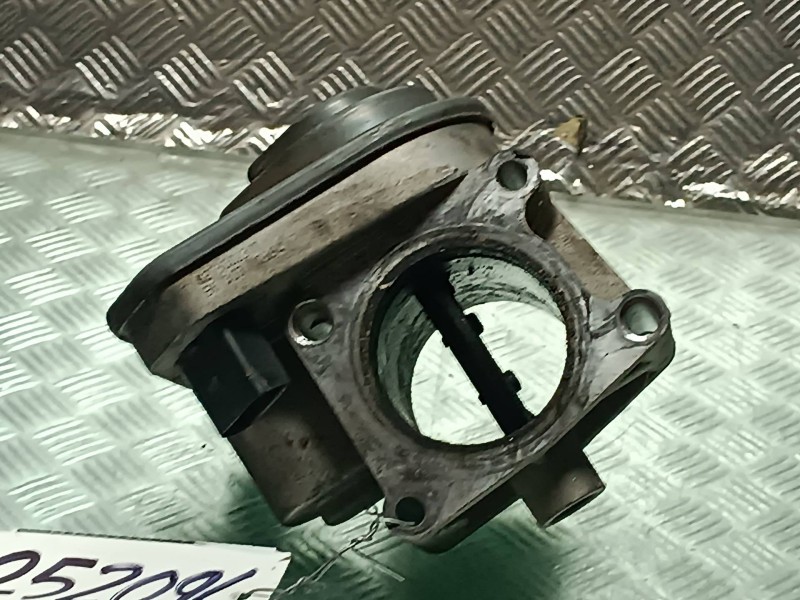 Recambio de caja mariposa para opel astra gtc referencia OEM IAM 8973002311 PIERBURG 4 PINES