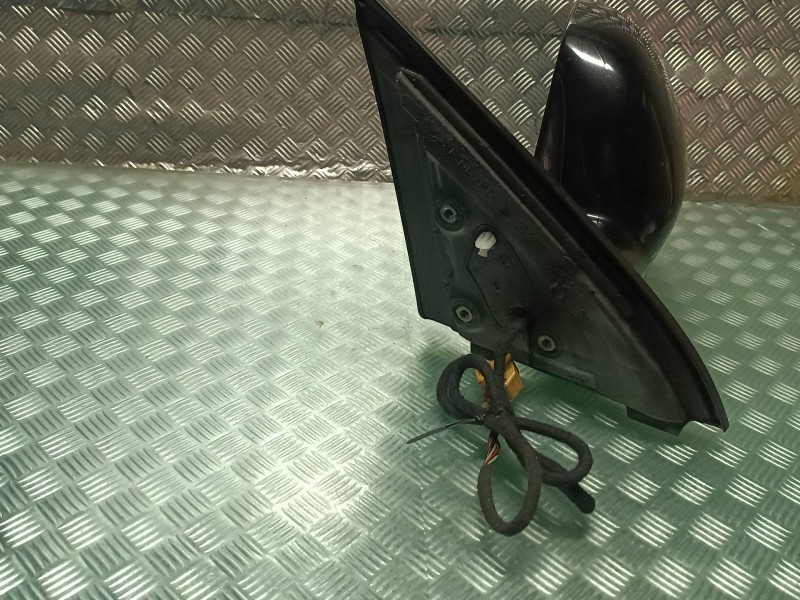 Recambio de retrovisor izquierdo para volkswagen touareg (7la) referencia OEM IAM 31077 010714 ELECTRICO
