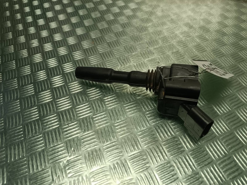 Recambio de bobina encendido para volkswagen golf vii sportsvan referencia OEM IAM 04E905110E 04E905199A 4 PINES