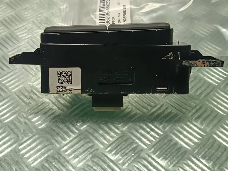 Recambio de interruptor para hyundai ioniq 5 5 referencia OEM IAM 93555G2200 GASOLINA BATERIA
