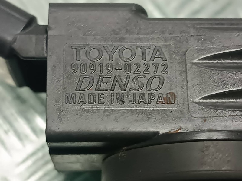 Recambio de bobina encendido para toyota c-hr referencia OEM IAM 9091902272  4 PINES