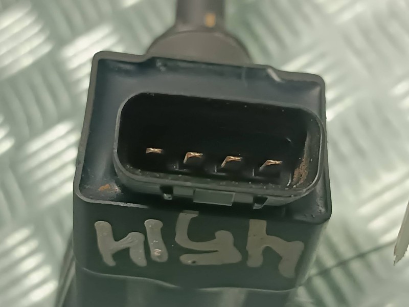 Recambio de bobina encendido para toyota c-hr referencia OEM IAM 9091902272  4 PINES