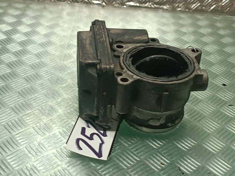 Recambio de caja mariposa para hyundai tucson (jm) referencia OEM IAM 3510027400 SIEMENS VDO 4 PINES