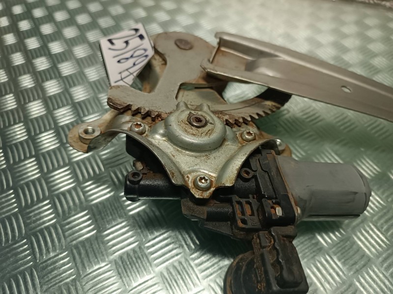 Recambio de elevalunas trasero izquierdo para toyota rav 4 (a3) referencia OEM IAM 8571035180  6 PINES