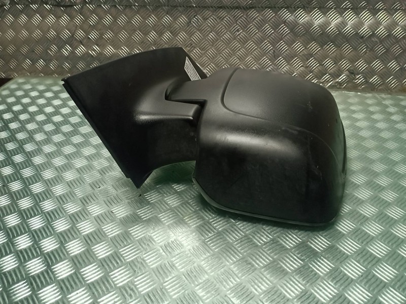 Recambio de retrovisor izquierdo para peugeot expert kasten referencia OEM IAM 14007425XT 00402931 12473040