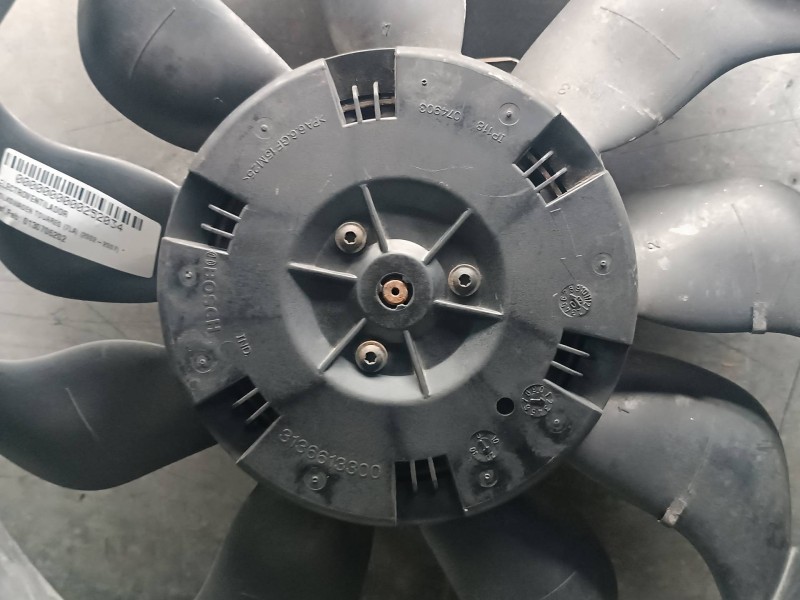 Recambio de electroventilador para volkswagen touareg (7la) referencia OEM IAM 0130706202 07L959455E 1137328163