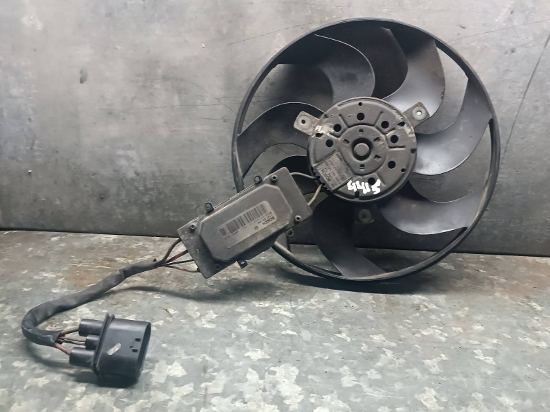 Recambio de electroventilador para volkswagen touareg (7la) referencia OEM IAM 1137328096 0130303292 