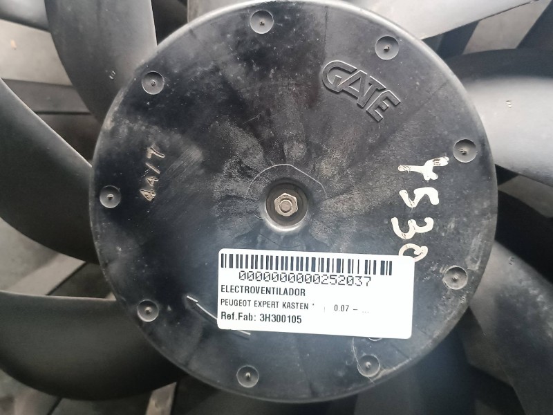 Recambio de electroventilador para peugeot expert kasten referencia OEM IAM 3H300105 5000645 