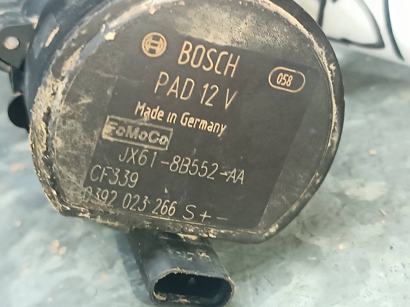 Recambio de motor electrico de agua para ford focus referencia OEM IAM JX618B552AA 0392023266S 
