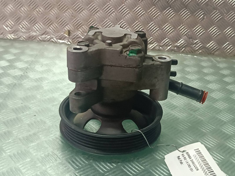 Recambio de bomba direccion para kia rio 1.5 crdi ex1 referencia OEM IAM   