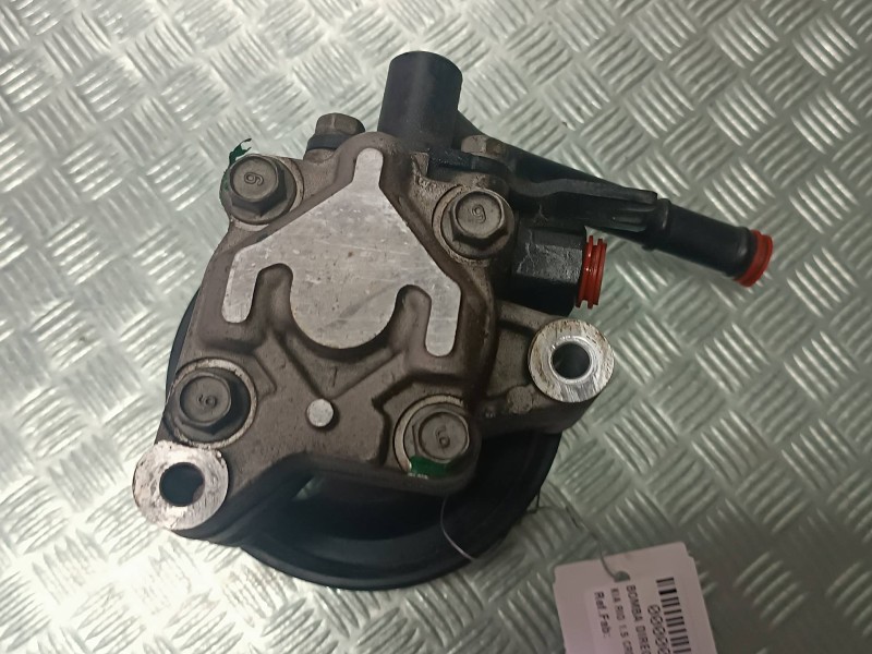 Recambio de bomba direccion para kia rio 1.5 crdi ex1 referencia OEM IAM   
