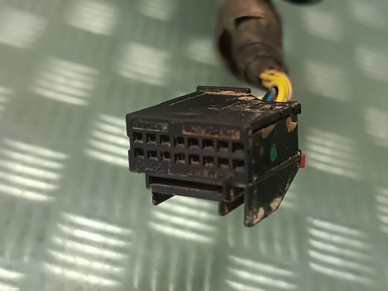 Recambio de retrovisor derecho para volkswagen golf vii sportsvan referencia OEM IAM E90411065  ELECTRICO