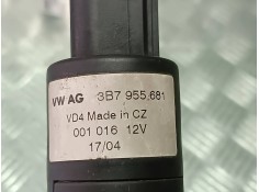 Recambio de bomba limpia para volkswagen golf vi (5k1) referencia OEM IAM 3B7955681  2 PINES 2