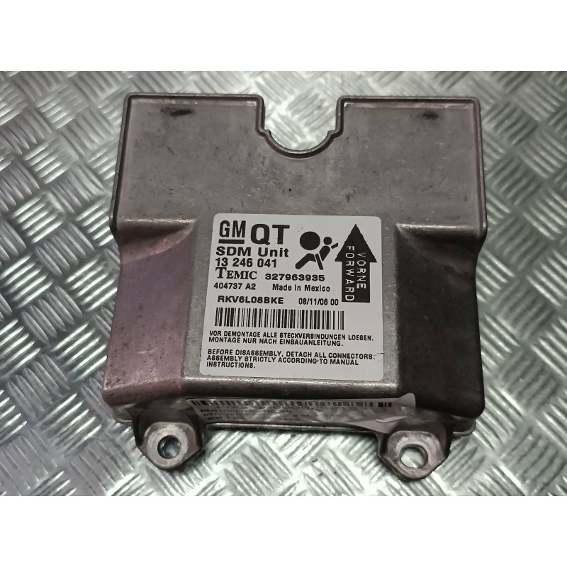 Recambio de centralita airbag para opel astra gtc referencia OEM IAM 327963935 RKV6L08BKE 13246041