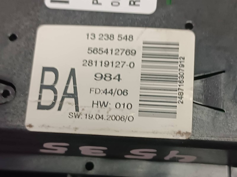 Recambio de pantalla multifuncion para opel astra gtc referencia OEM IAM 13238548 281191270 565412769