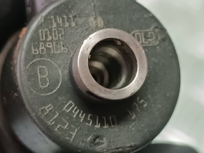 Recambio de inyector para opel astra h ber. referencia OEM IAM 0445110175  2 PINES