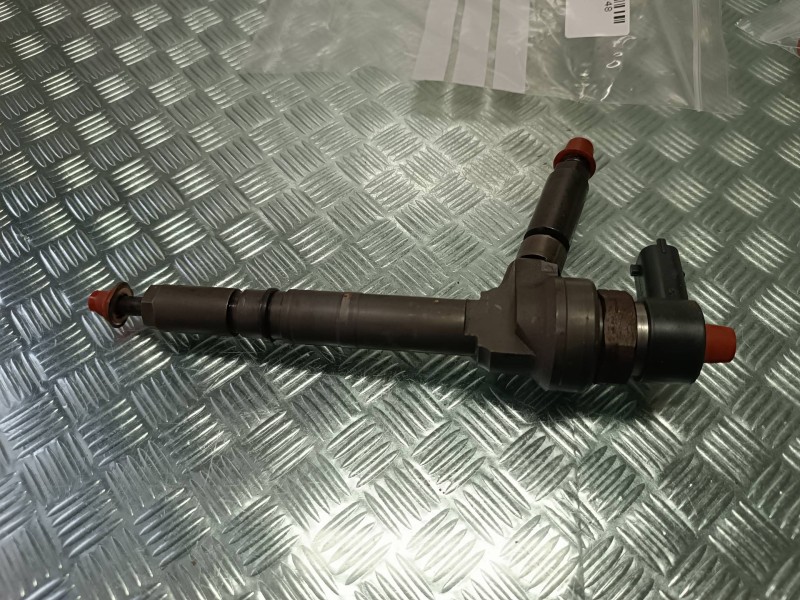 Recambio de inyector para opel astra h ber. referencia OEM IAM 0445110175  2 PINES