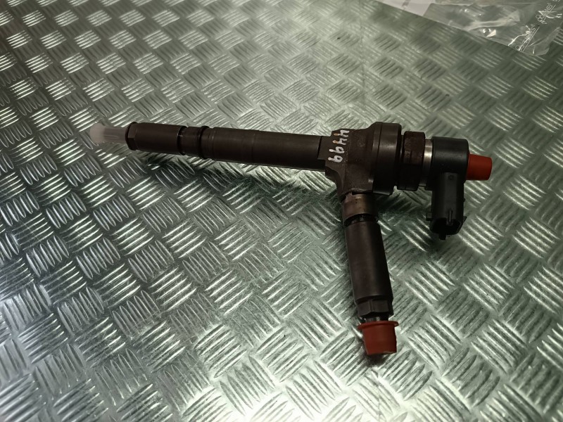 Recambio de inyector para opel astra h ber. referencia OEM IAM 0445110175  2 PINES