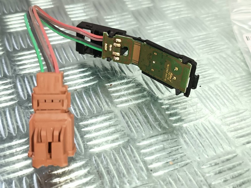 Recambio de sensor para renault clio iv referencia OEM IAM 129394V0  LUCES LLUVIA Recambio de sensor para renault clio iv referencia OEM IAM 129394V0  LUCES LLUVIA