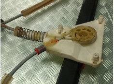 Recambio de elevalunas delantero izquierdo para audi a3 (8p) referencia OEM IAM E005060001B  SIN MOTOR 2