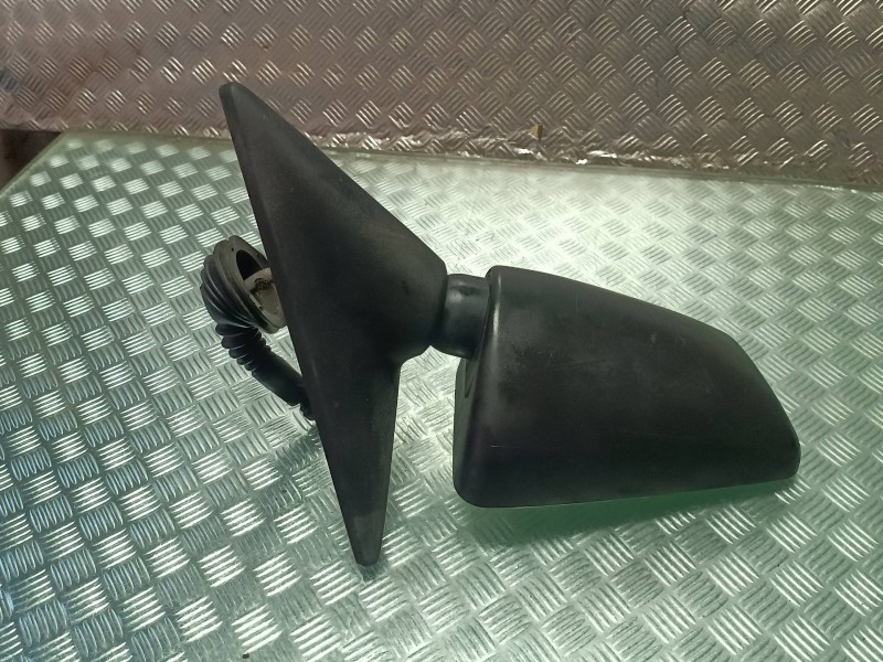 Recambio de retrovisor derecho para citroen ax 1.0 spot referencia OEM IAM E200747  MANUAL