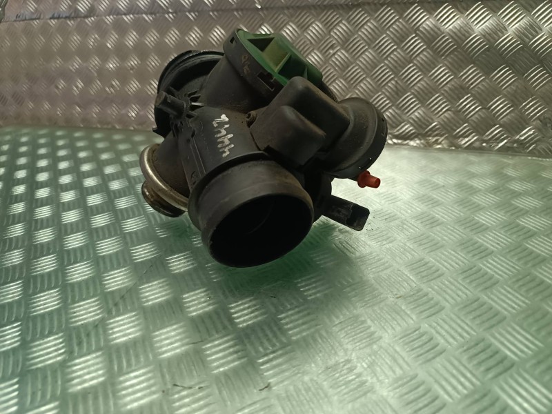 Recambio de caja mariposa para peugeot partner (s2) referencia OEM IAM 0928400421  2 PINES