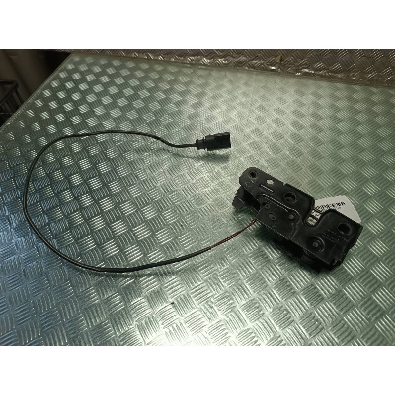 Recambio de cerradura capo para audi a3 (8p) referencia OEM IAM 8P0823509H  2 PINES