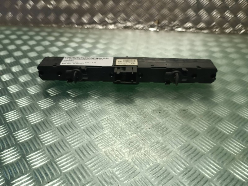 Recambio de warning para opel astra gtc referencia OEM IAM 13100107  16 PINES