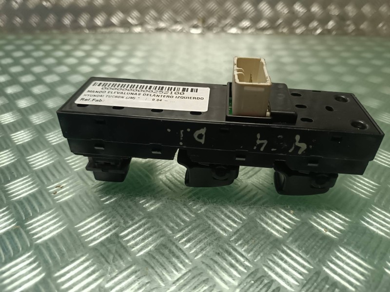 Recambio de mando elevalunas delantero izquierdo para hyundai tucson (jm) referencia OEM IAM   CONECTOR 14 PINES