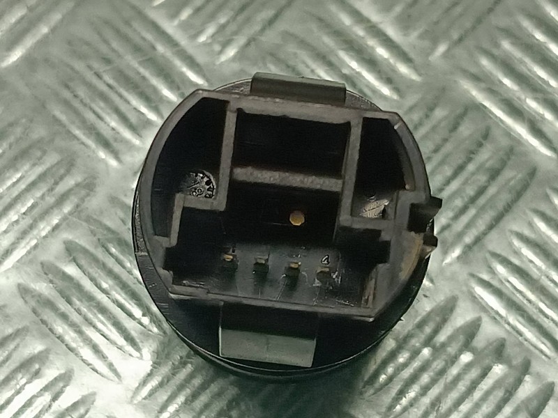 Recambio de mando start/ stop para renault clio iv referencia OEM IAM E27937  4 PINES Recambio de mando start/ stop para renault clio iv referencia OEM IAM E27937  4 PINES