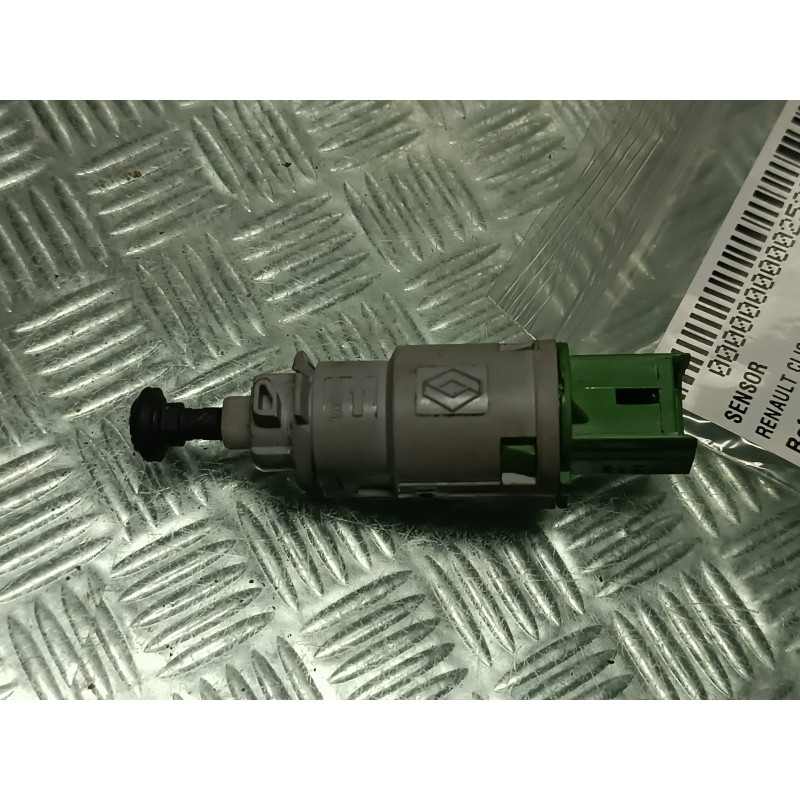 Recambio de sensor para renault clio iv referencia OEM IAM 8200276360D  2 PINES