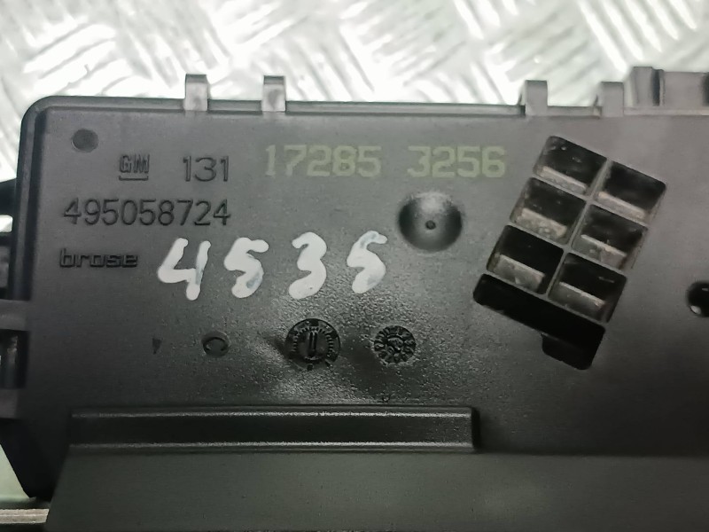 Recambio de cerradura maletero / porton para opel astra gtc referencia OEM IAM 495058724  3 PINES