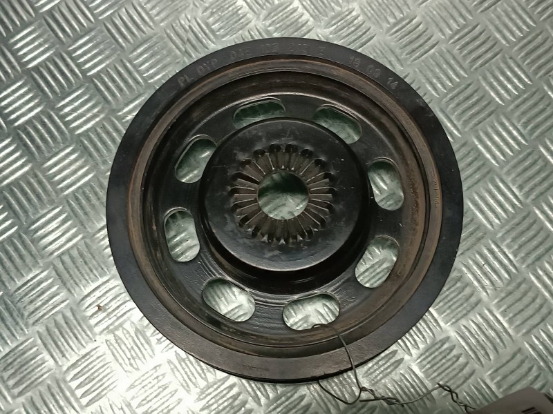 Recambio de polea cigueñal para volkswagen golf vii sportsvan referencia OEM IAM 04E105243E  