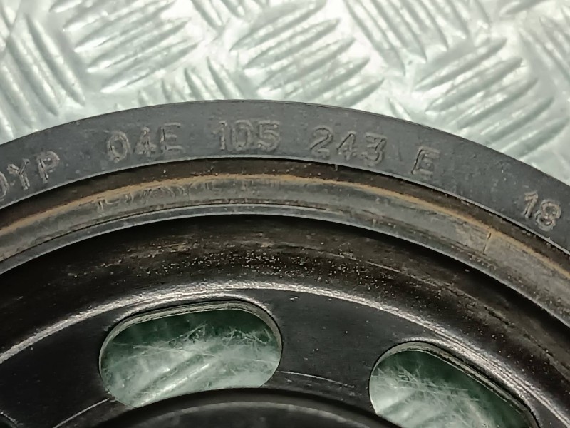 Recambio de polea cigueñal para volkswagen golf vii sportsvan referencia OEM IAM 04E105243E  