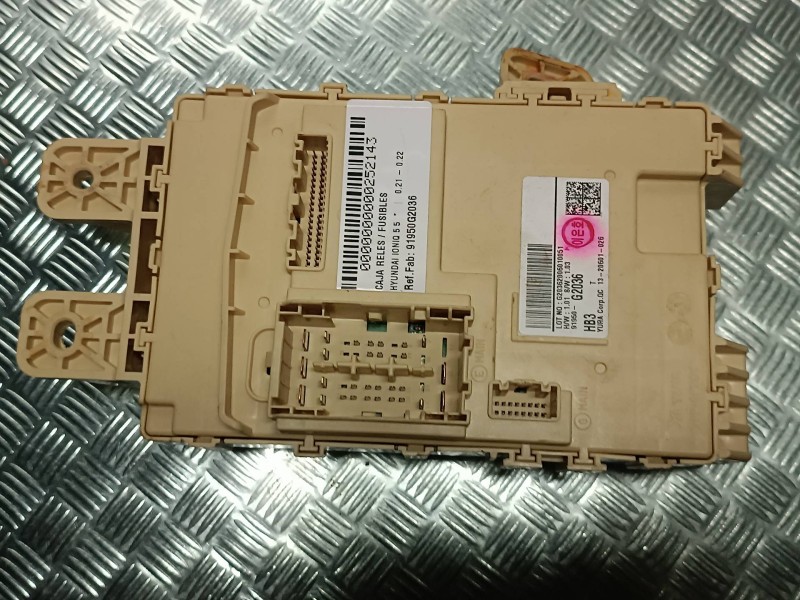 Recambio de caja reles / fusibles para hyundai ioniq 5 5 referencia OEM IAM 91950G2036 G20362006010051 HB3
