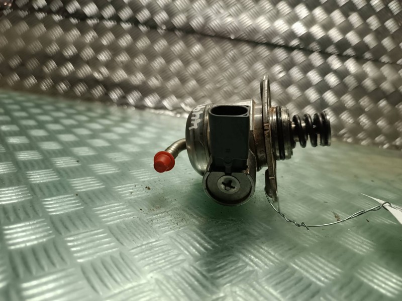 Recambio de sensor de alta presion para volkswagen golf vii sportsvan referencia OEM IAM 04E122025B 0261520261 COMBUSTIBLE