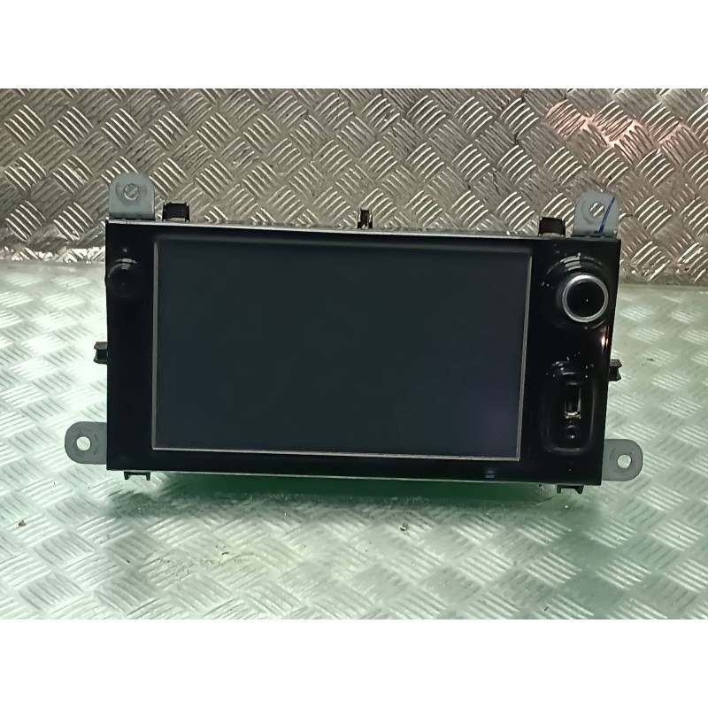 Recambio de pantalla multifuncion para renault clio iv referencia OEM IAM 281157316R  