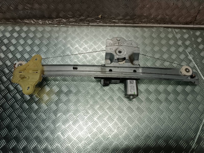 Recambio de elevalunas delantero izquierdo para renault clio iv referencia OEM IAM 12800149202B 807018534R ELECTRICO Recambio de elevalunas delantero izquierdo para renault clio iv referencia OEM IAM 12800149202B 807018534R ELECTRICO