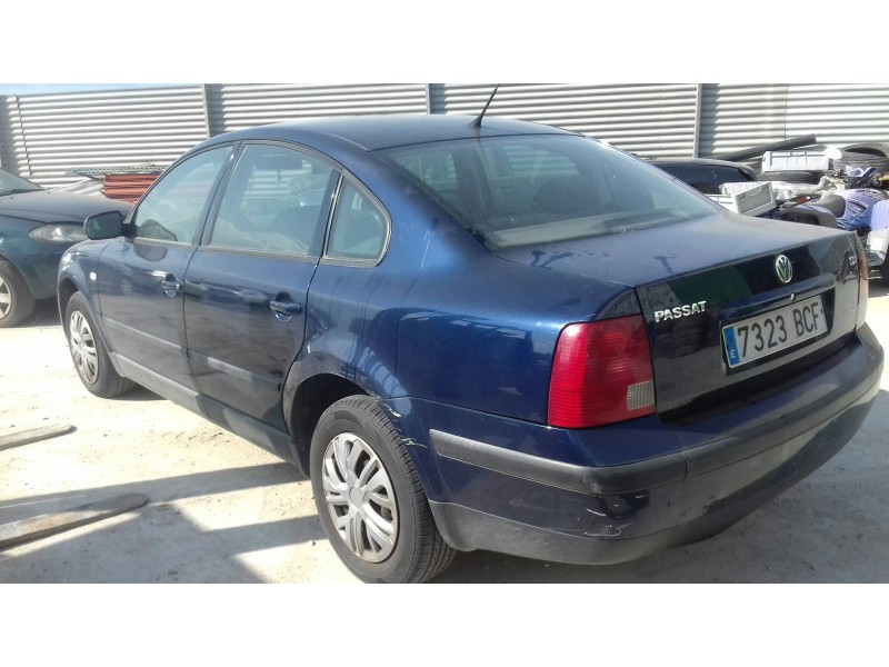 volkswagen passat berlina (3b2) del año 2000