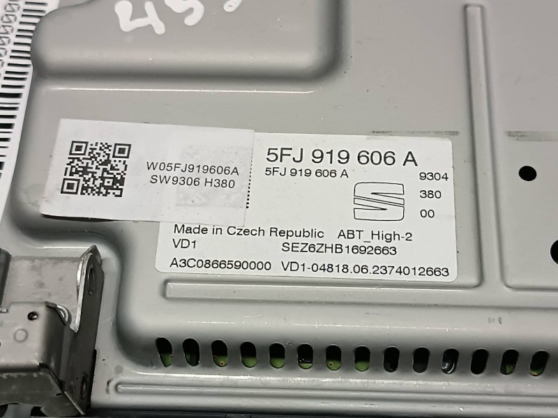 Recambio de pantalla multifuncion para seat arona referencia OEM IAM 5FJ919606A A2C39555802 12 PINES