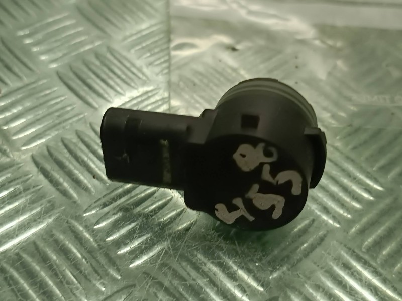 Recambio de sensor aparcamiento delantero para seat arona referencia OEM IAM 5Q0919275B  3 PINES