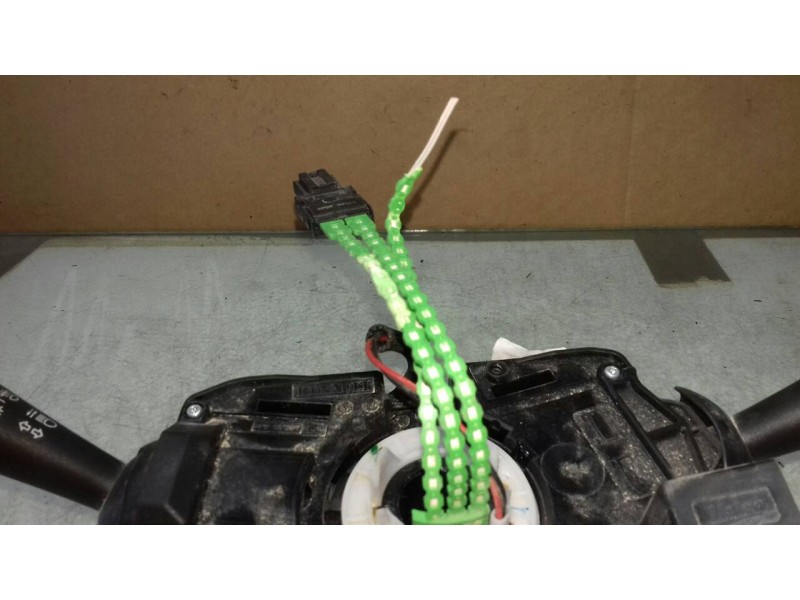 Recambio de mando multifuncion para renault captur xmod referencia OEM IAM 255676085R  