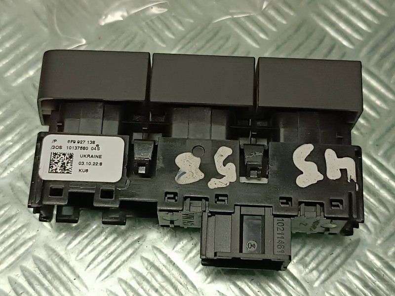 Recambio de interruptor para seat arona referencia OEM IAM 6F9927138 ASISTENCIA PARKING SENSOR PARKING