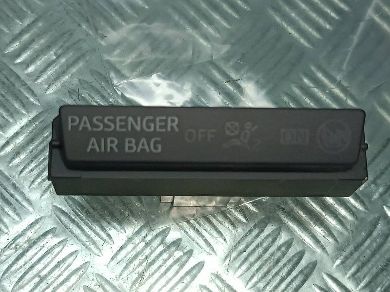 Recambio de modulo electronico para citroen berlingo referencia OEM IAM 6F0919234A 4 PINES AIRBAG PASAJERO