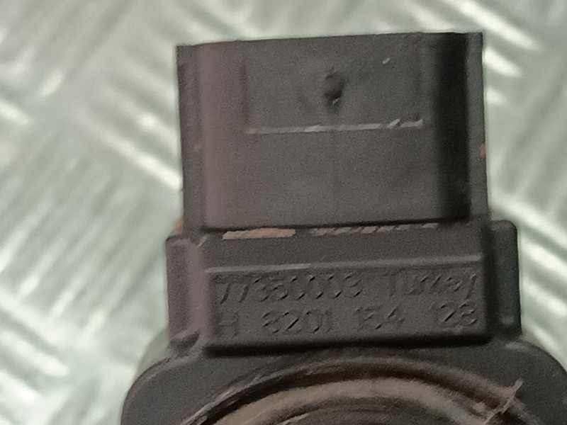 Recambio de bobina encendido para renault clio iv referencia OEM IAM 224332428R 77350003 3 PINES Recambio de bobina encendido para renault clio iv referencia OEM IAM 224332428R 77350003 3 PINES