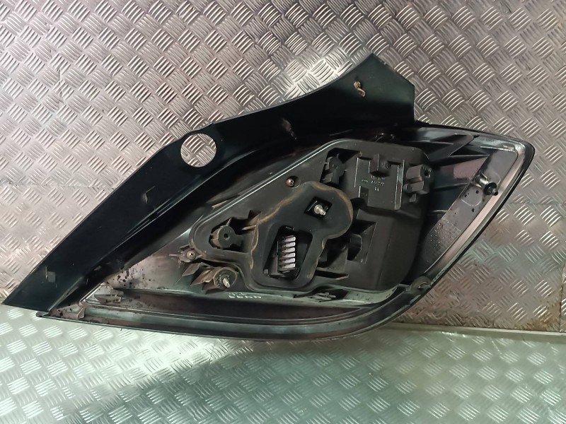 Recambio de piloto trasero izquierdo para opel astra h ber. referencia OEM IAM 24451835  6 PINES